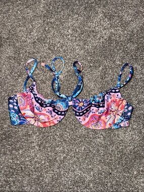 Agua Bendita Pink and Blue Floral Bikini Top